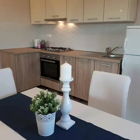 Nina Apartman *
