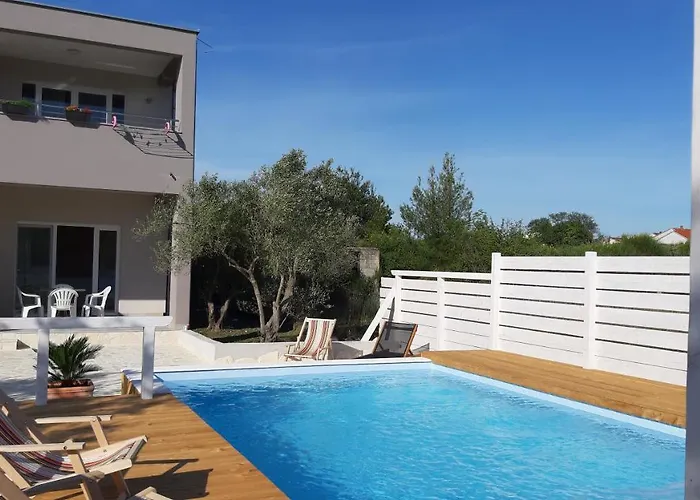 Διαμέρισμα Nina *