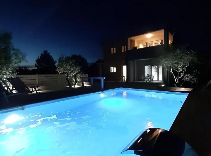 Διαμέρισμα Nina *