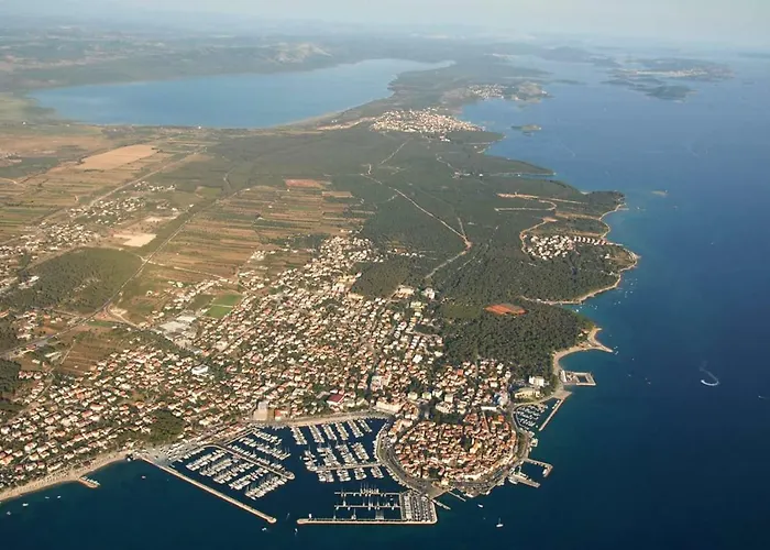 Διαμέρισμα Nina *