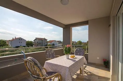 Διαμέρισμα Nina