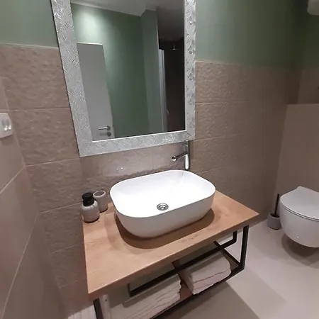 Nina Apartment