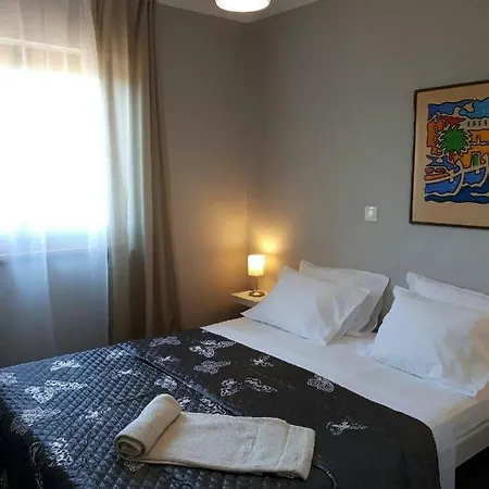 Nina Apartment *